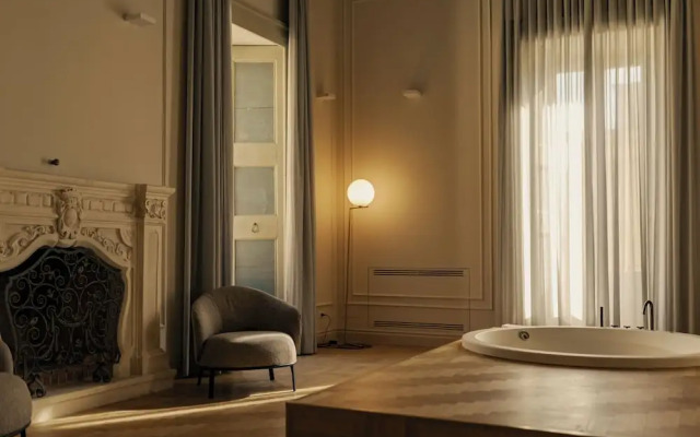 Palazzo Zimara Boutique Hotel