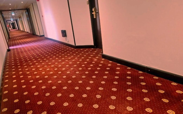 Rolla Suites Hotel