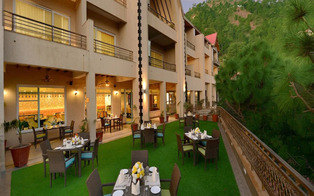Glenview Resort Kasauli, a member of Radisson Individuals
