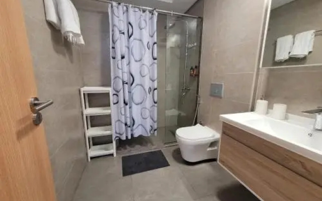 Modern 1BR in Jumeirah Village Circle (Pool View)