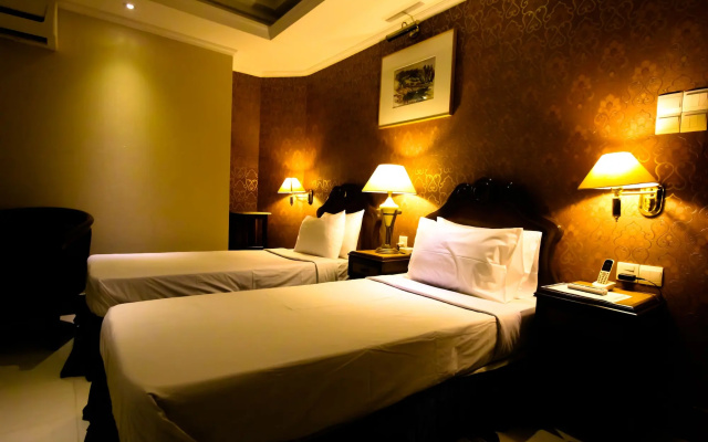 Sea Shell Hotel