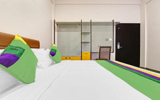 Treebo Grand Vistara Airport Suites