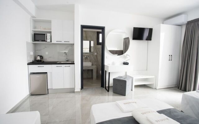 Aeonian Luxury Suites