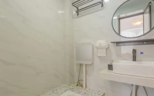 Know Me B&B (Fanjing Mountain Scenic Area)