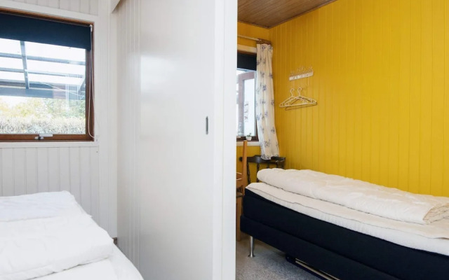 6 Person Holiday Home in Hemmet