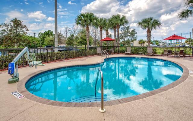 Hampton Inn & Suites Stuart-North