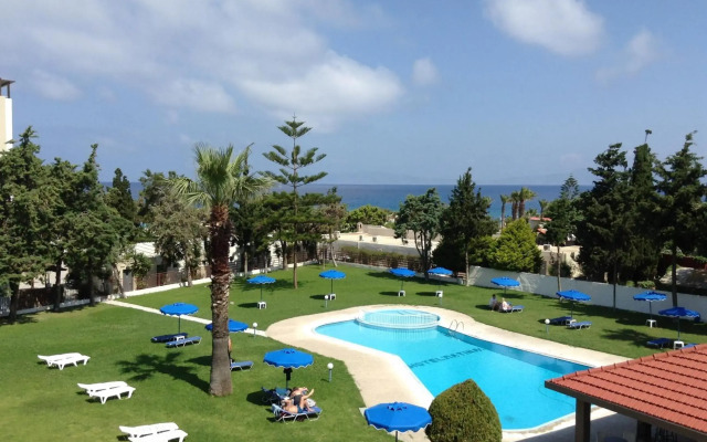 Matoula Beach Hotel