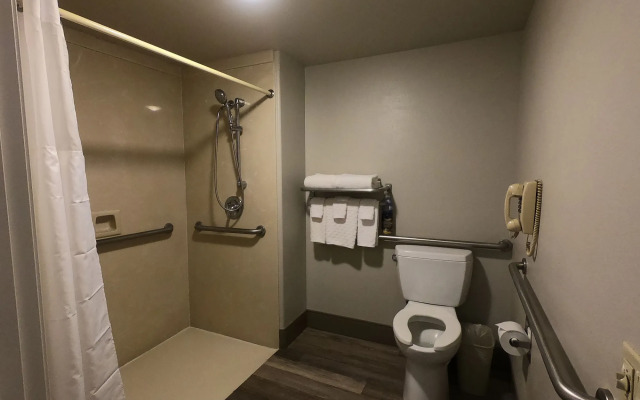 Best Western Inn & Suites Lemoore