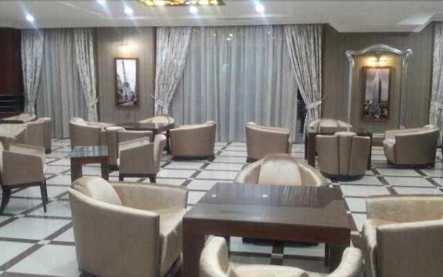 Deluxe Hotel and Spa