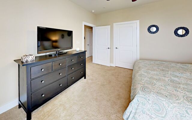 Pointe West #203 - 3 Br Condo