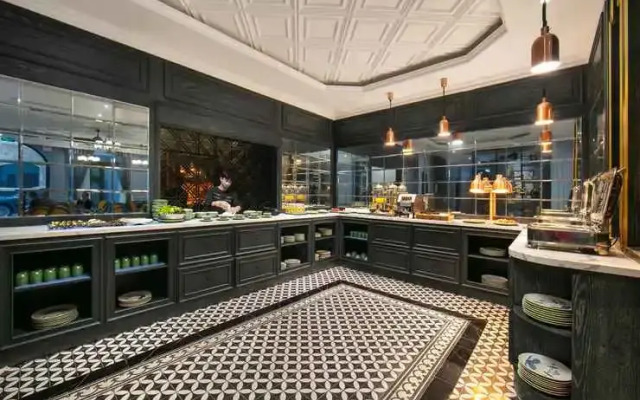 The Exquisite HaLong Hotel