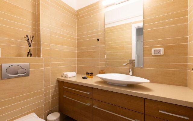 Huge Pampering Villa 5 BR with Jacuzzi