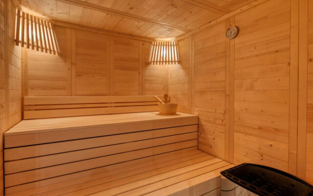 Las Hotel & Spa