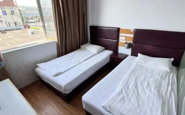 Starway Hotel
