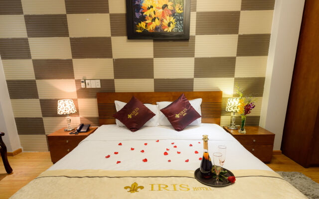 Iris Hotel