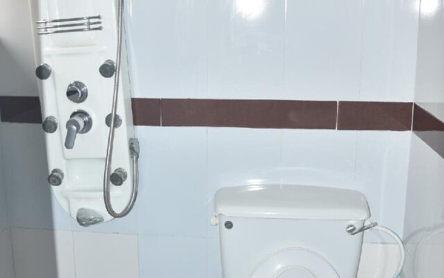 De Kings Suites Hotel