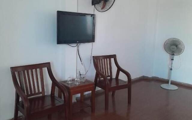 Au Viet Hotel Long Bien- by Bay Luxury