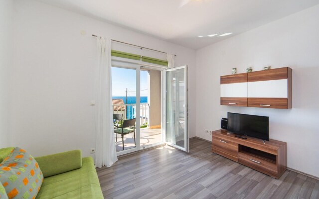 Amazing Apartment in Brist With 1 Bedrooms and Wifi