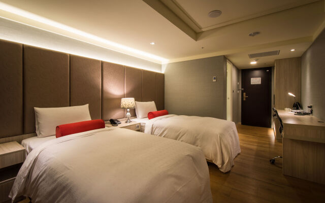 FM Hotel