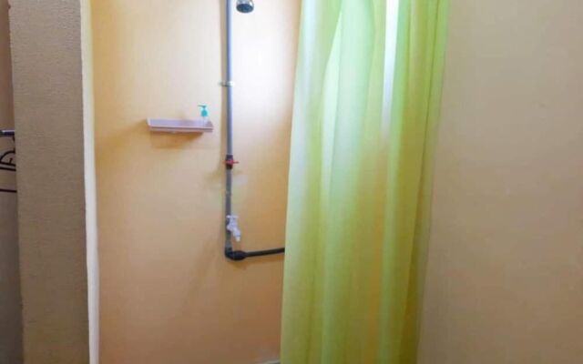 OYO Home 90333 Tiny Room Homestay
