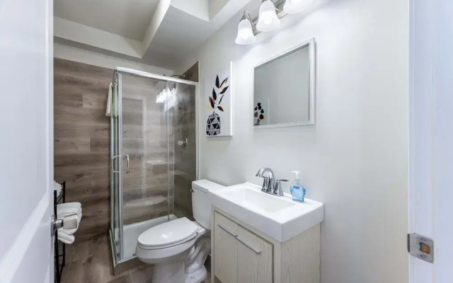 Modern Retreat Near Henry Ford