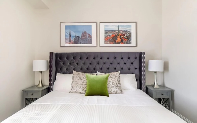 Rideau King 1Br Apartment Free Parking 2