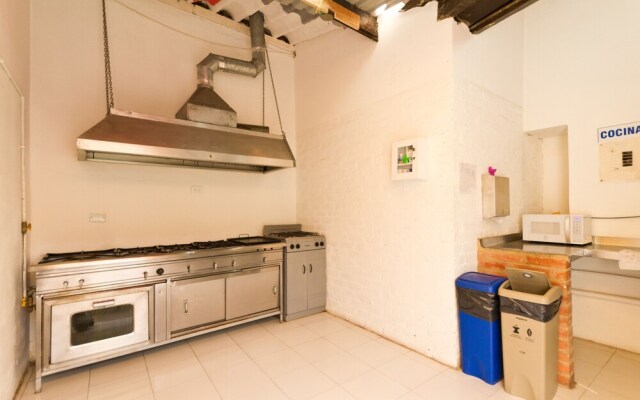 Fatima Suites - Hostel