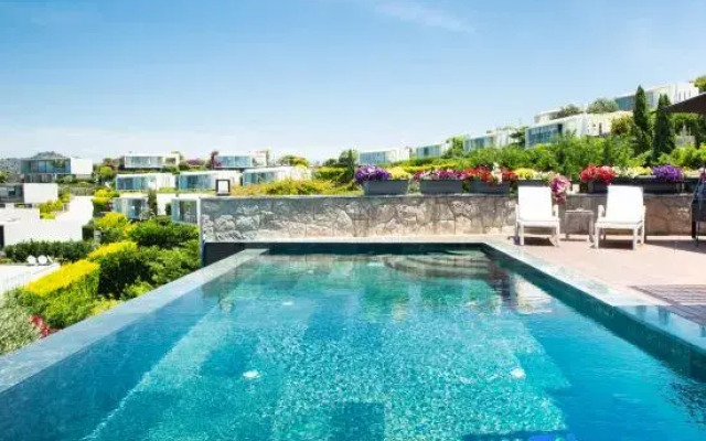 BD417-6 Bedroomed Villa With Pool in Yalikavak