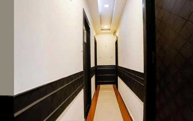 OYO 1166 Hotel Accore Inn