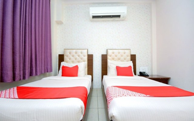 Oyo 8361 Leela Residency