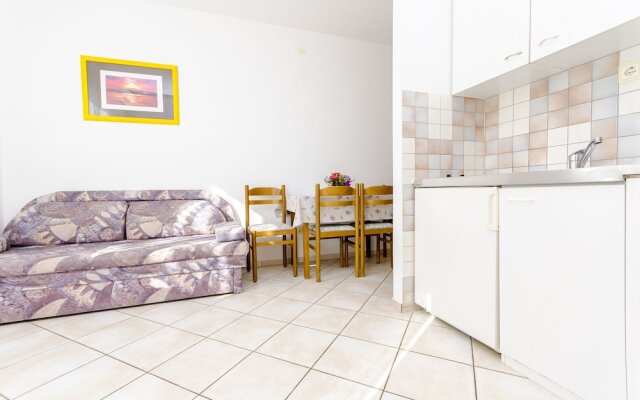 Apartman Mart