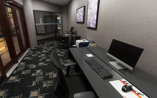 Holiday Inn Express Edmonton Downtown by IHG