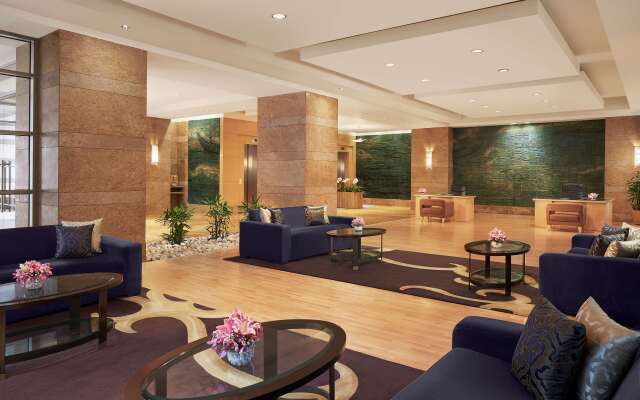 Grand Hyatt Mumbai Hotel and Serviced Apartments