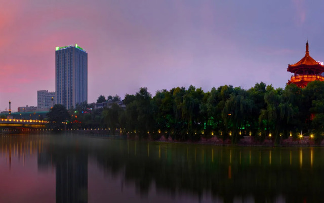Yancheng Jianjun Road Wuzhou International Plaza