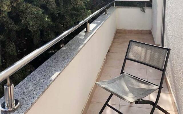 Spacious Apartment in Novalja near Sea
