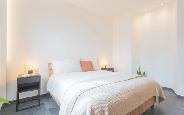 Cozy Nest on the Lake by Rent all Como