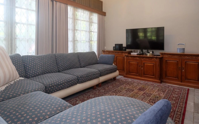 SAREH VILLA by The Lavana