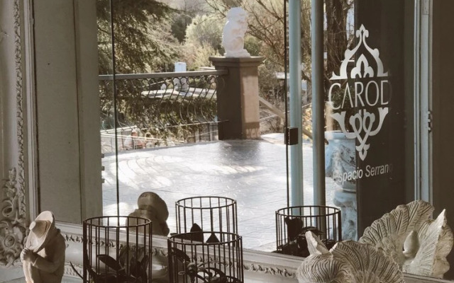 Carod Espacio Serrano