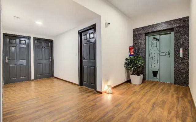 OYO Townhouse 76945 Sec 19