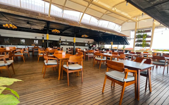J4 Hotels Legian