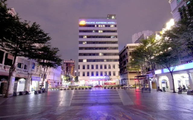 Pacific Express Hotel Central Market