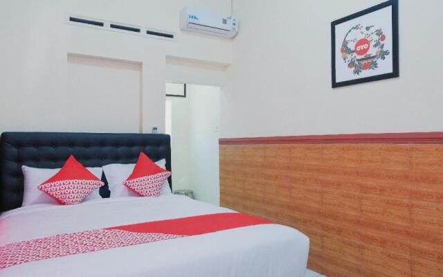 OYO 1190 Griya Soeratin Residence Syariah