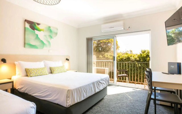 Nightcap at Blue Cattle Dog Hotel