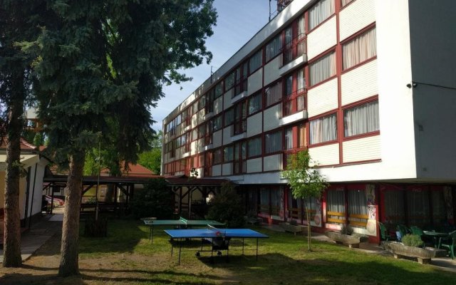 Hotel Hostel Rév Balaton