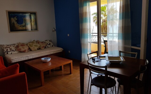 Corfu Glyfada Beachfront Apartment 7