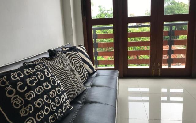 Iddamal Apartments