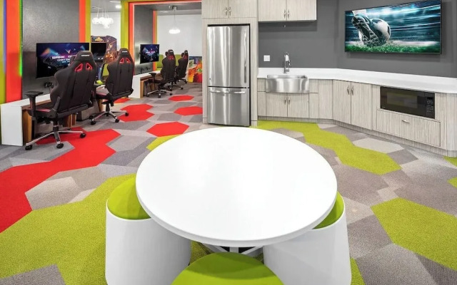 Landing Charlotte Apartments