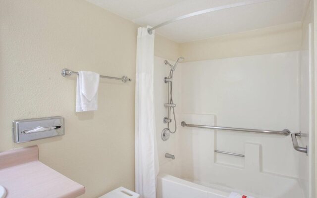 Capri Suites Anaheim