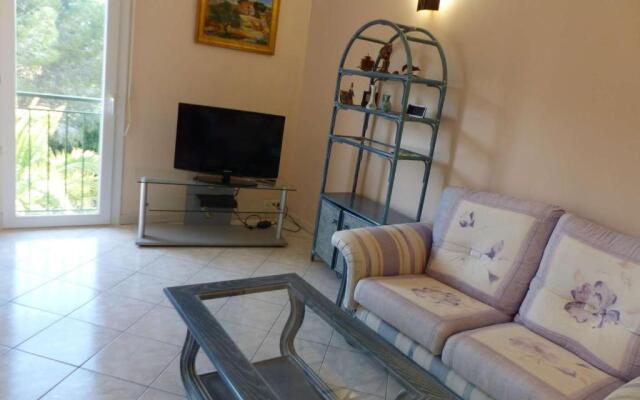 Appartement Le Lavandou, 3 pièces, 4 personnes - FR-1-308-144