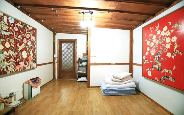 Jeonju Mongyuhwawon Hanok Stay